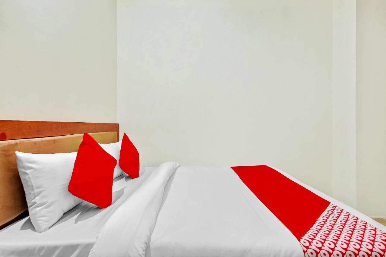 Hotel O Yash Hotel Ghaziabad Dış mekan fotoğraf