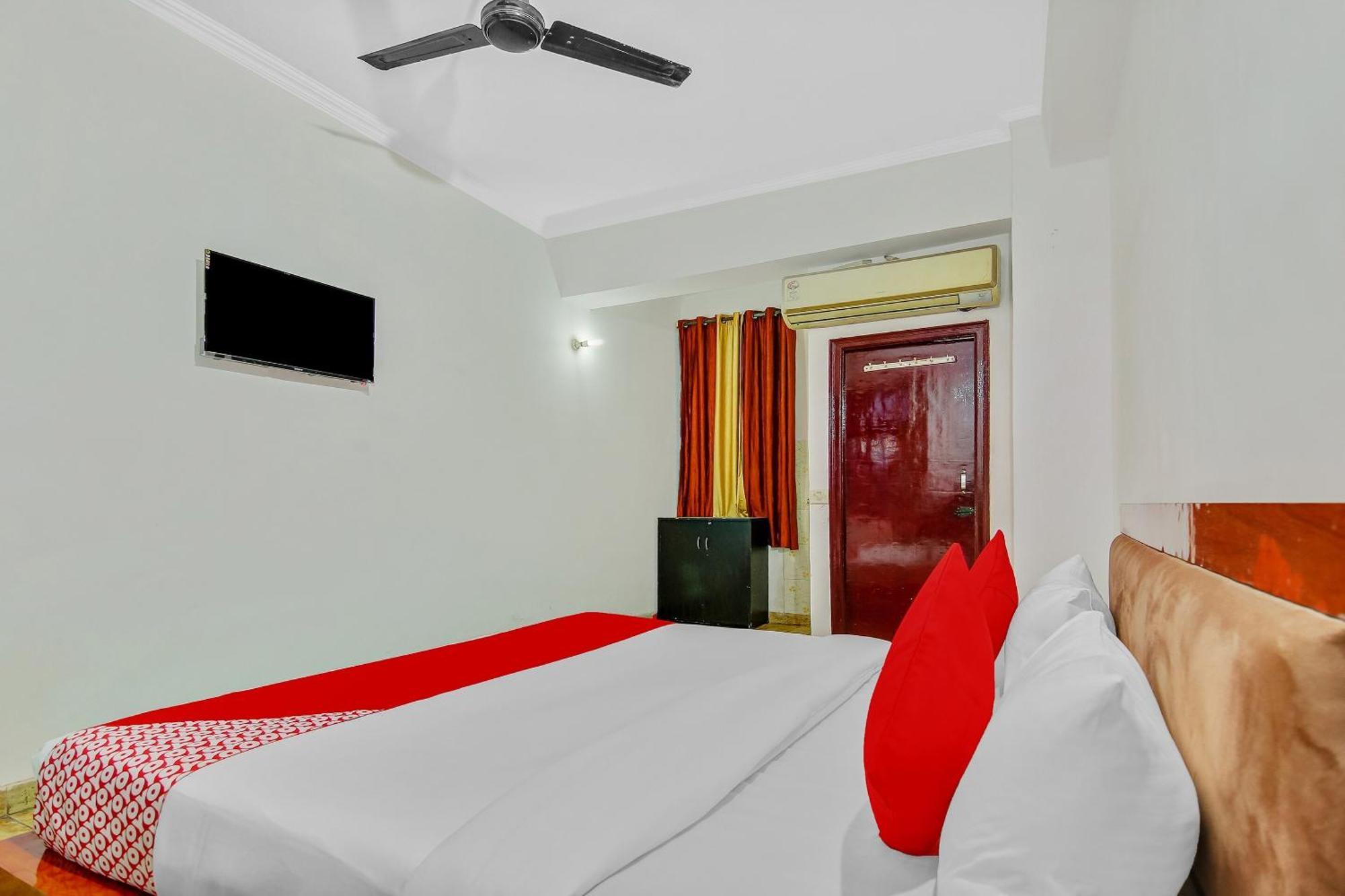Hotel O Yash Hotel Ghaziabad Dış mekan fotoğraf