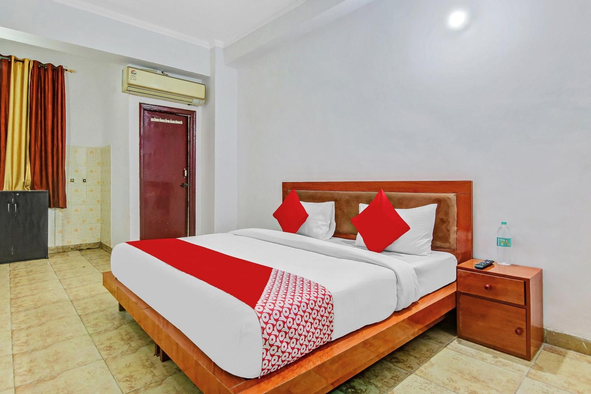 Hotel O Yash Hotel Ghaziabad Dış mekan fotoğraf